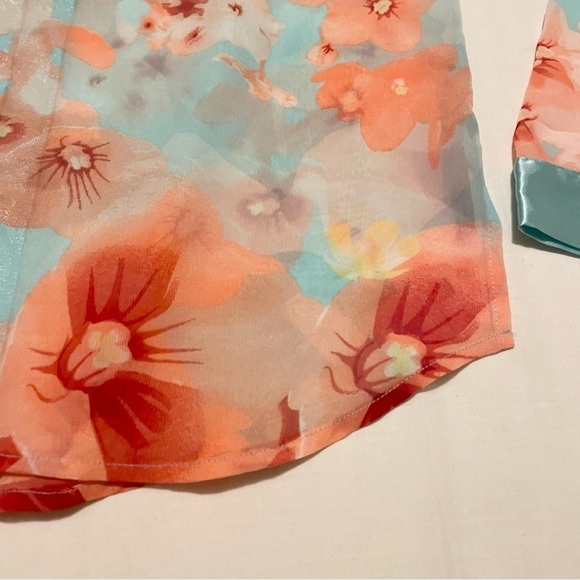 La Vie En Rose Floral Satin Button-Up Blouse Size XS - Picture 15 of 16